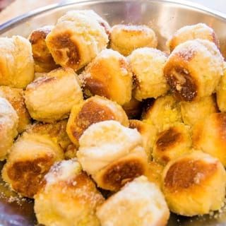 Garlic Knots (4)