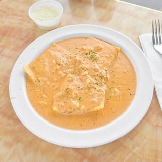 Ravioli w/ Crabmeat (6)